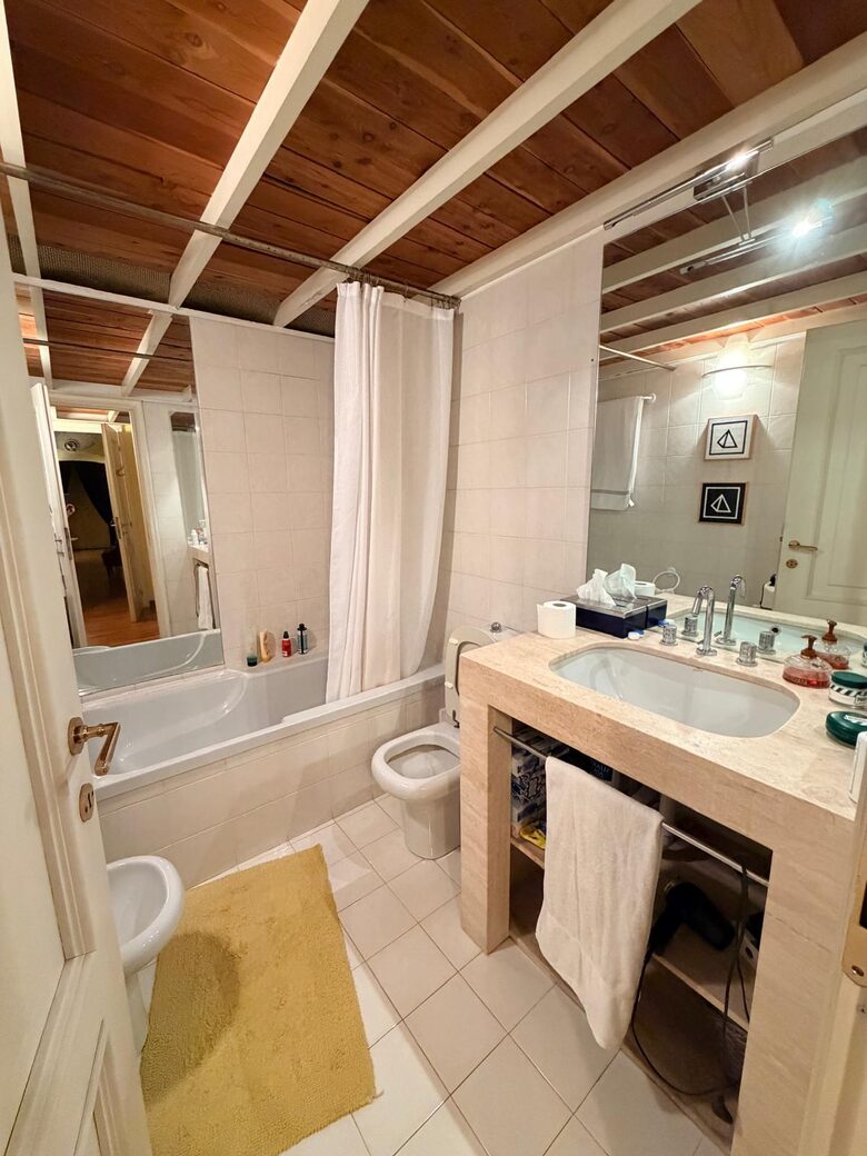 A Charming Palazzo Residence in Central Turin - Turin, Italy