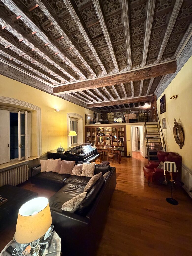 A Charming Palazzo Residence in Central Turin - Turin, Italy