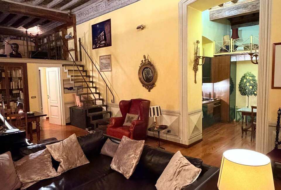 A Charming Palazzo Residence in Central Turin - Turin, Italy