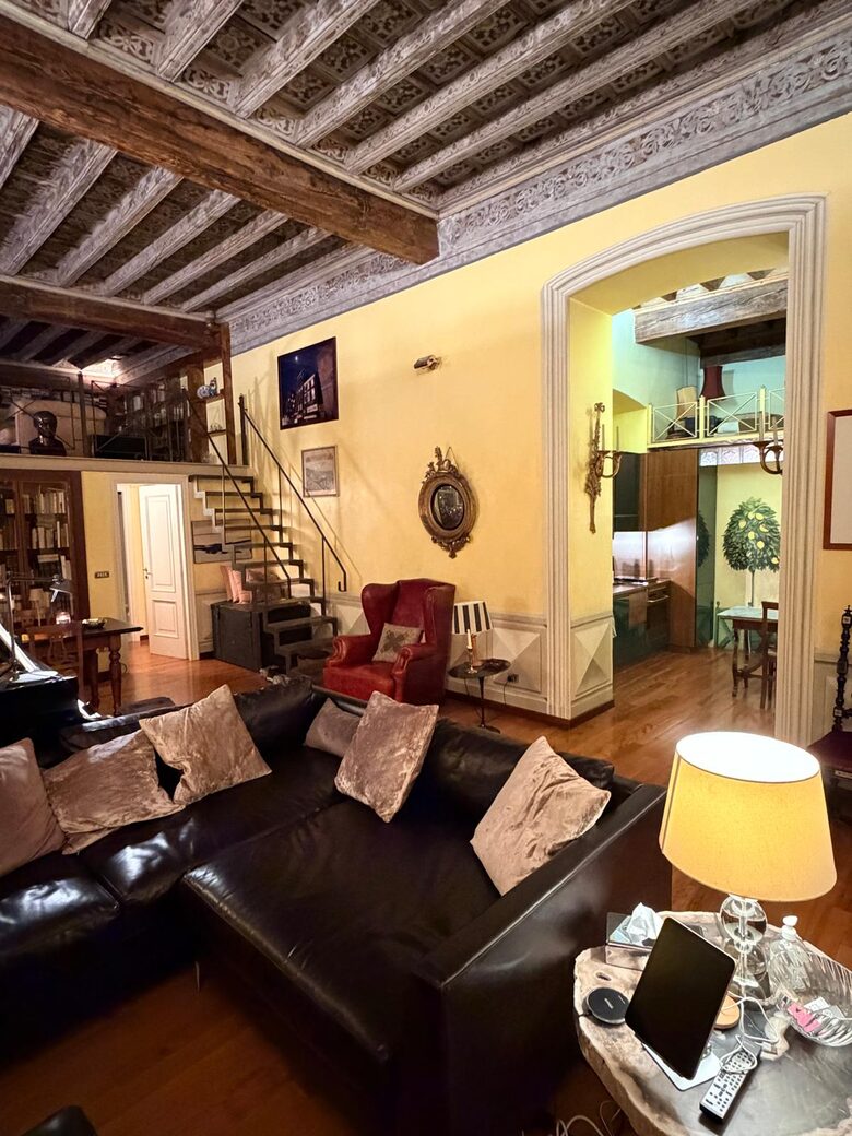 A Charming Palazzo Residence in Central Turin - Turin, Italy