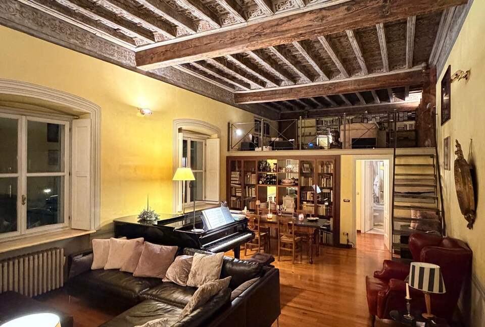 A Charming Palazzo Residence in Central Turin - Turin, Italy