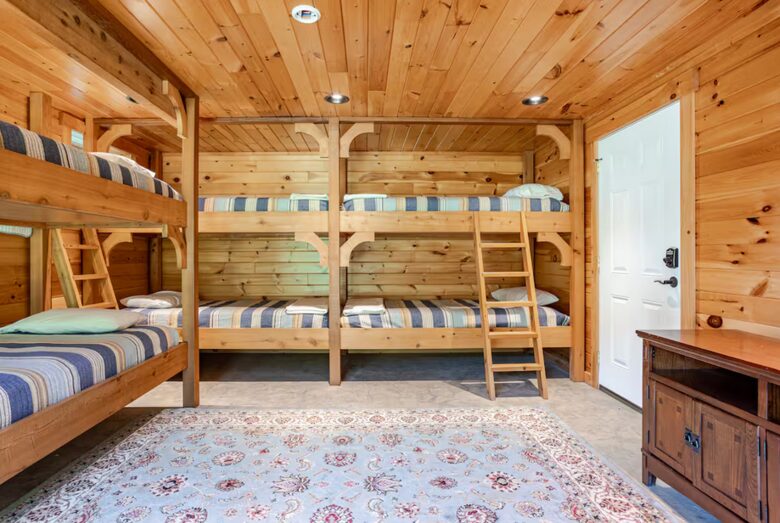 East Branch Nature House - Drink From A Private Spring Source - East Branch, New York