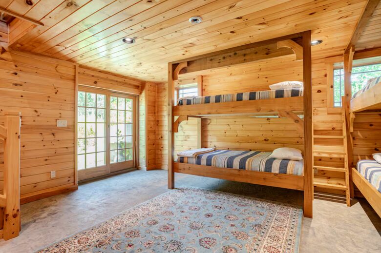 East Branch Nature House - Drink From A Private Spring Source - East Branch, New York