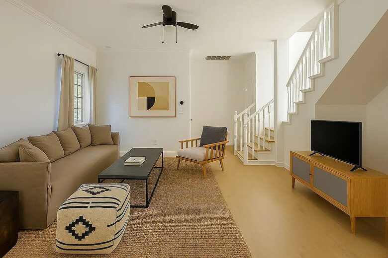 An Architectural Estate on the Riviera - Malibu, California