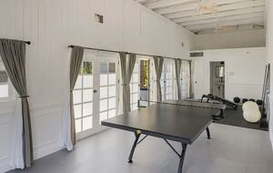 An Architectural Estate on the Riviera - Malibu, California