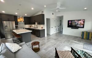 Calm Coastal Escape Steps from the Atlantic - Key Largo, Florida