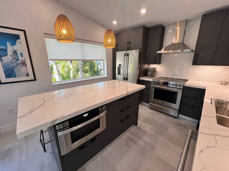 Calm Coastal Escape Steps from the Atlantic - Key Largo, Florida