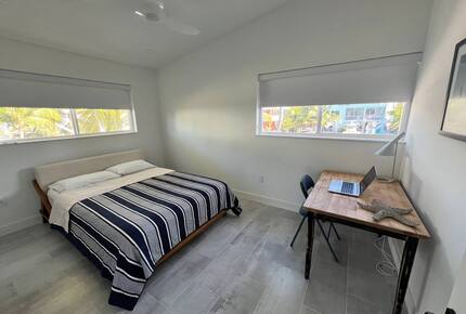 Calm Coastal Escape Steps from the Atlantic - Key Largo, Florida