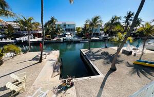 Calm Coastal Escape Steps from the Atlantic - Key Largo, Florida