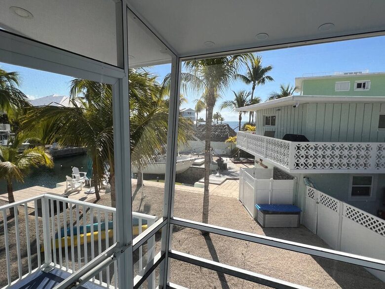 Calm Coastal Escape Steps from the Atlantic - Key Largo, Florida