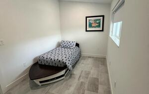 Calm Coastal Escape Steps from the Atlantic - Key Largo, Florida