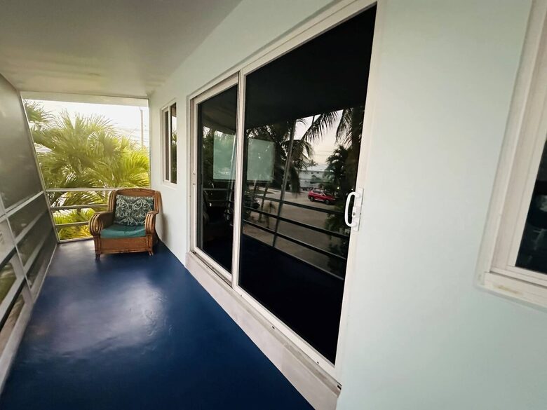 Calm Coastal Escape Steps from the Atlantic - Key Largo, Florida