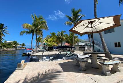 Calm Coastal Escape Steps from the Atlantic - Key Largo, Florida