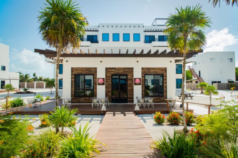 Luxury Two-Bedroom Island Retreat at Blu Zen - North Side Caye Caulker, Belize