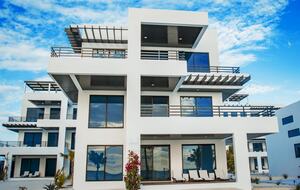 Luxury Two-Bedroom Island Retreat at Blu Zen - North Side Caye Caulker, Belize