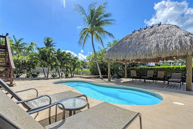 Canal-Front Keys Retreat Near Sombrero Beach - Marathon, Florida