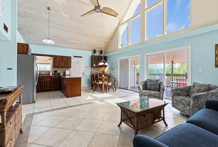 Canal-Front Keys Retreat Near Sombrero Beach - Marathon, Florida