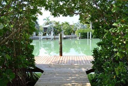 Canal-Front Keys Retreat Near Sombrero Beach - Marathon, Florida