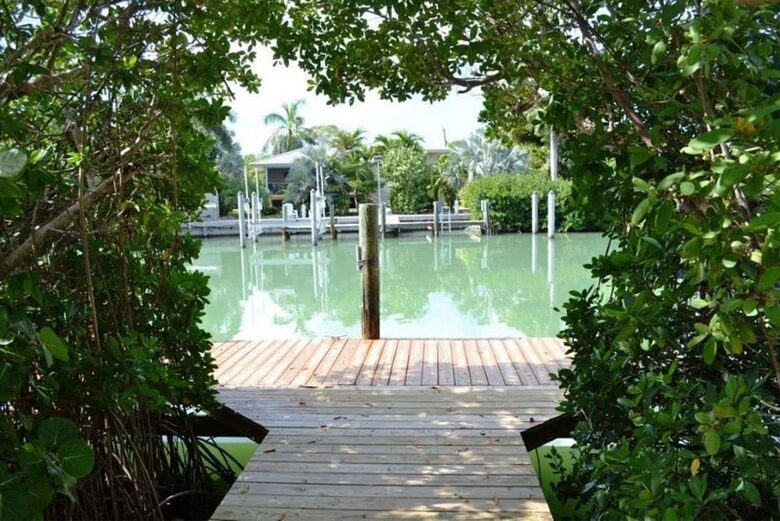 Canal-Front Keys Retreat Near Sombrero Beach - Marathon, Florida