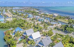 Canal-Front Keys Retreat Near Sombrero Beach - Marathon, Florida