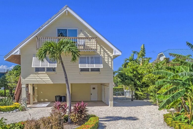 Canal-Front Keys Retreat Near Sombrero Beach - Marathon, Florida