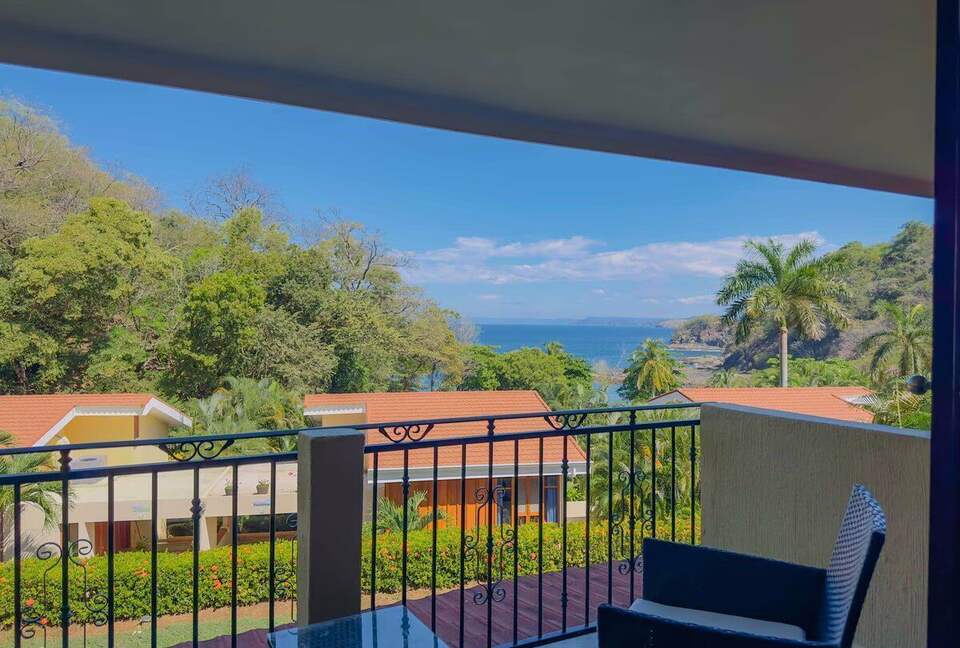 Private Pacific Retreat at Bahía Pez Vela - Ocotol, Costa Rica