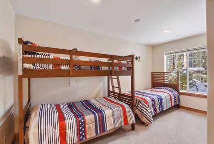 Tahoe Vista Home Near Beach & Skiing - tahoe vista, California