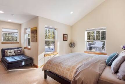 Tahoe Vista Home Near Beach & Skiing - tahoe vista, California