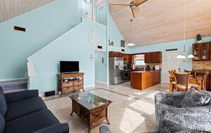 Canal-Front Keys Retreat Near Sombrero Beach - Marathon, Florida