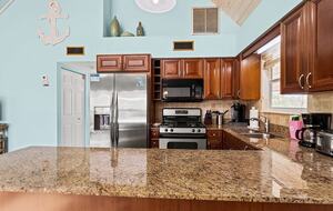 Canal-Front Keys Retreat Near Sombrero Beach - Marathon, Florida