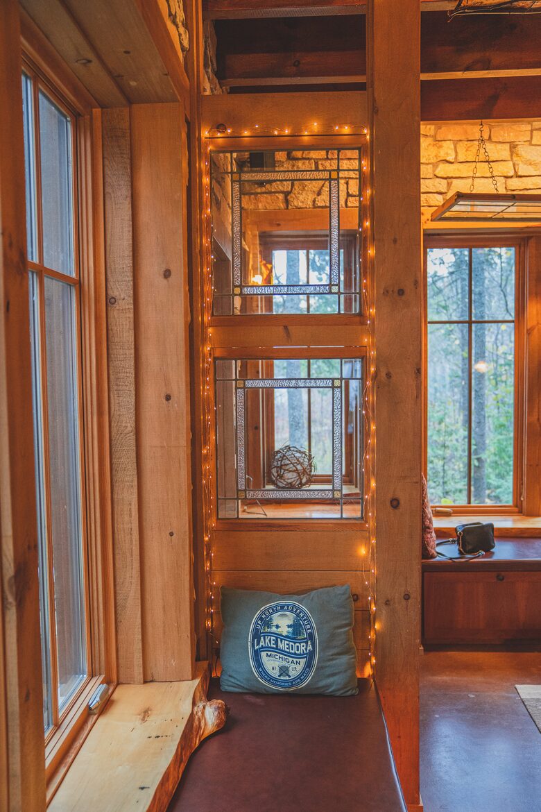 Magical Anam Cara Cabin on Lake Medora - Copper Harbor, Michigan