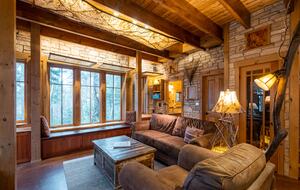 Magical Anam Cara Cabin on Lake Medora - Copper Harbor, Michigan