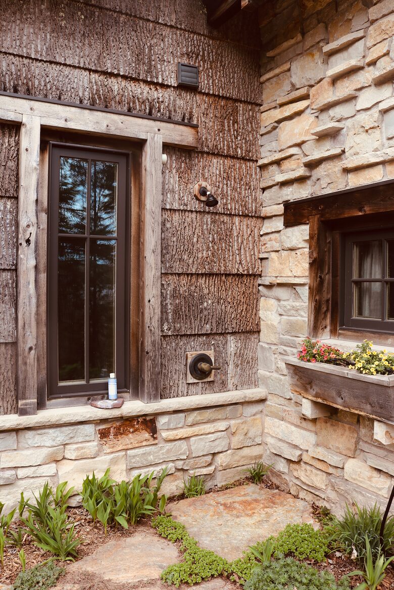 Magical Anam Cara Cabin on Lake Medora - Copper Harbor, Michigan
