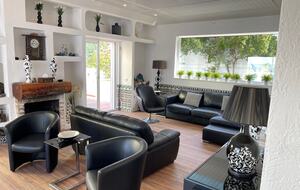 1930s Oceanview Villa Steps from Praia da Rocha - Praia da Rocha, Portugal