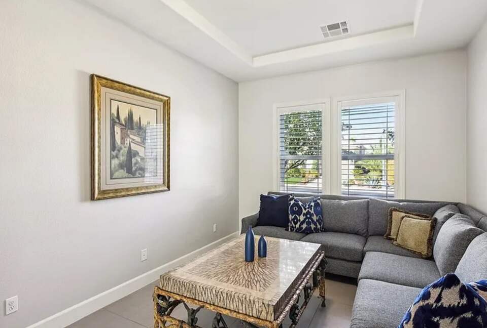 Private Modern Retreat 15 minutes to Las vegas strip in Henderson - Henderson, Nevada