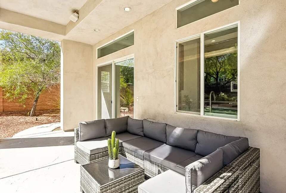 Private Modern Retreat 15 minutes to Las vegas strip in Henderson - Henderson, Nevada