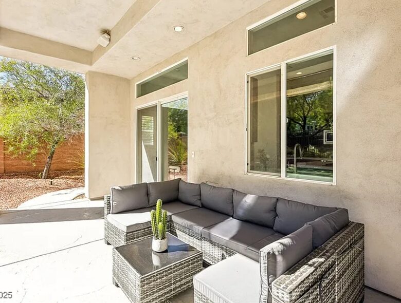 Private Modern Retreat 15 minutes to Las vegas strip in Henderson - Henderson, Nevada