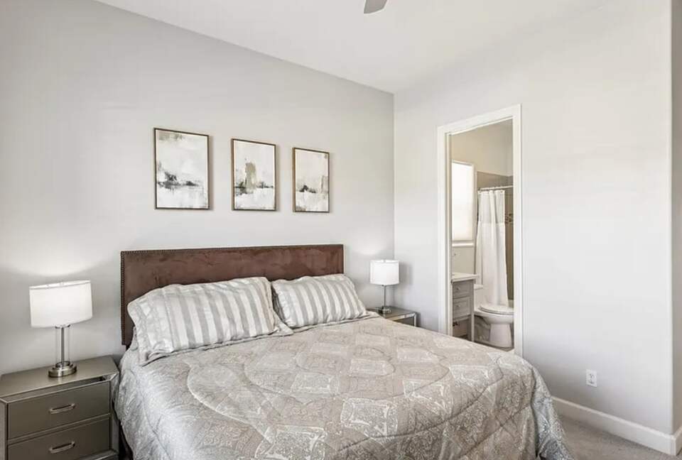 Private Modern Retreat 15 minutes to Las vegas strip in Henderson - Henderson, Nevada