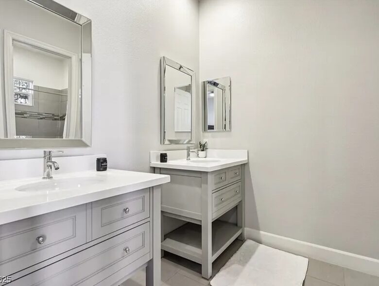 Private Modern Retreat 15 minutes to Las vegas strip in Henderson - Henderson, Nevada