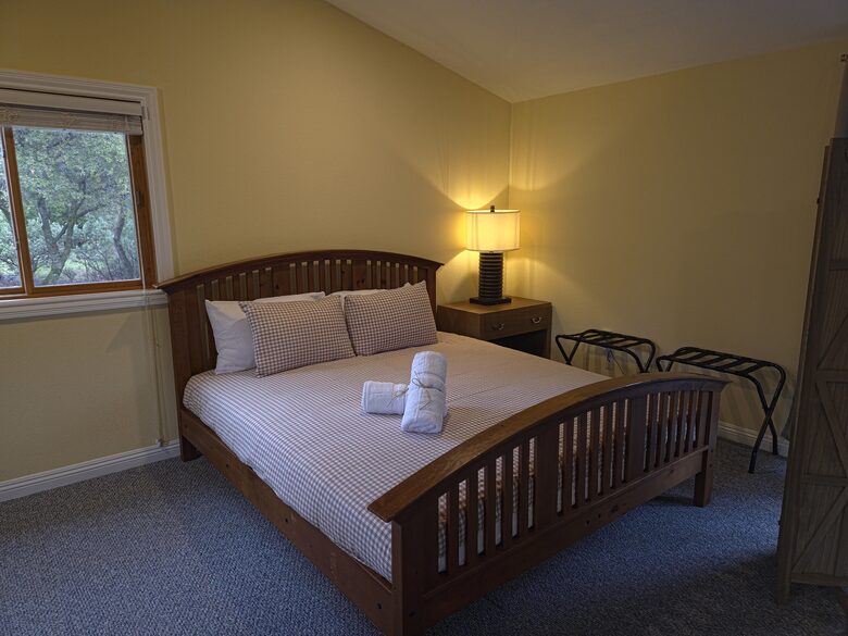 Black Horse Lodge - Fiddletown, California