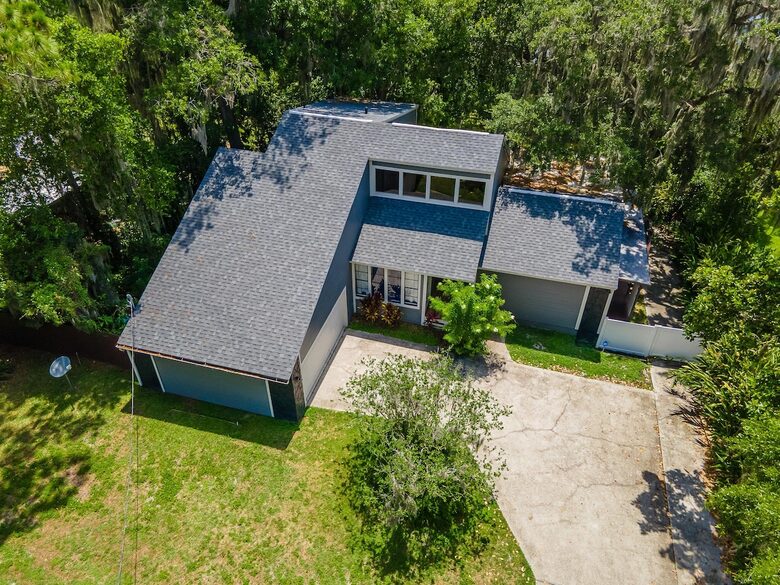 Relaxed Riverside Home with Private Dock and Balcony - Tampa, Florida