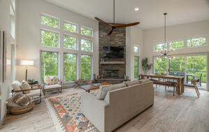 The Curated Treehouse | Private Hot Tub with Trail & Resort Access - Innsbrook, Missouri