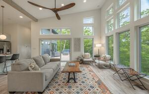 The Curated Treehouse | Private Hot Tub with Trail & Resort Access - Innsbrook, Missouri