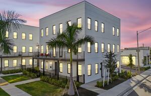 Warehouse Arts District Industrial Chic Townhome - St. Petersburg, Florida