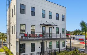 Warehouse Arts District Industrial Chic Townhome - St. Petersburg, Florida