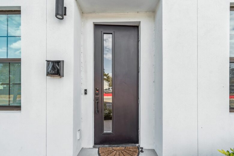 Warehouse Arts District Industrial Chic Townhome - St. Petersburg, Florida