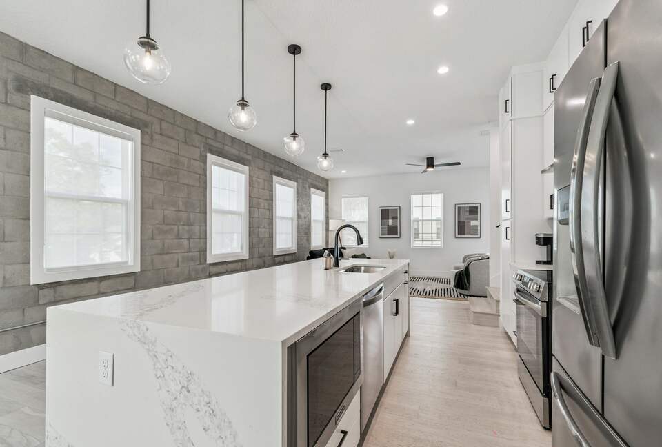 Warehouse Arts District Industrial Chic Townhome - St. Petersburg, Florida