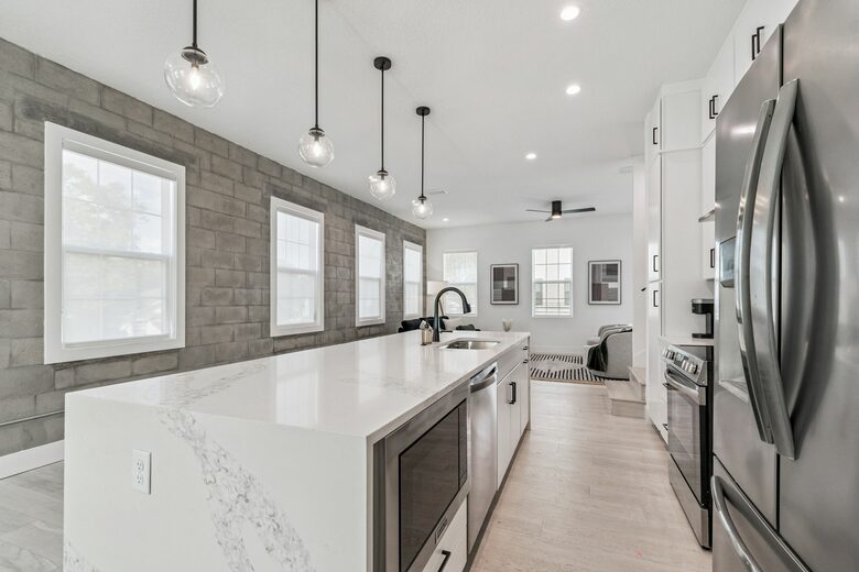 Warehouse Arts District Industrial Chic Townhome - St. Petersburg, Florida