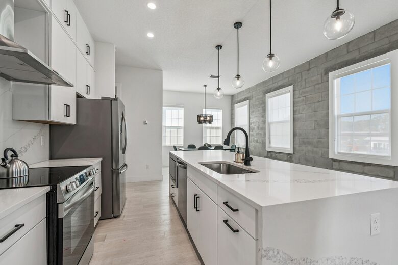 Warehouse Arts District Industrial Chic Townhome - St. Petersburg, Florida