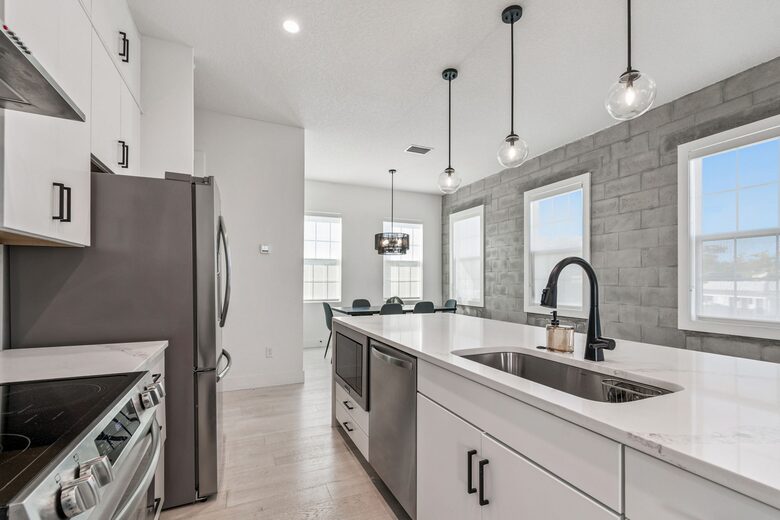 Warehouse Arts District Industrial Chic Townhome - St. Petersburg, Florida